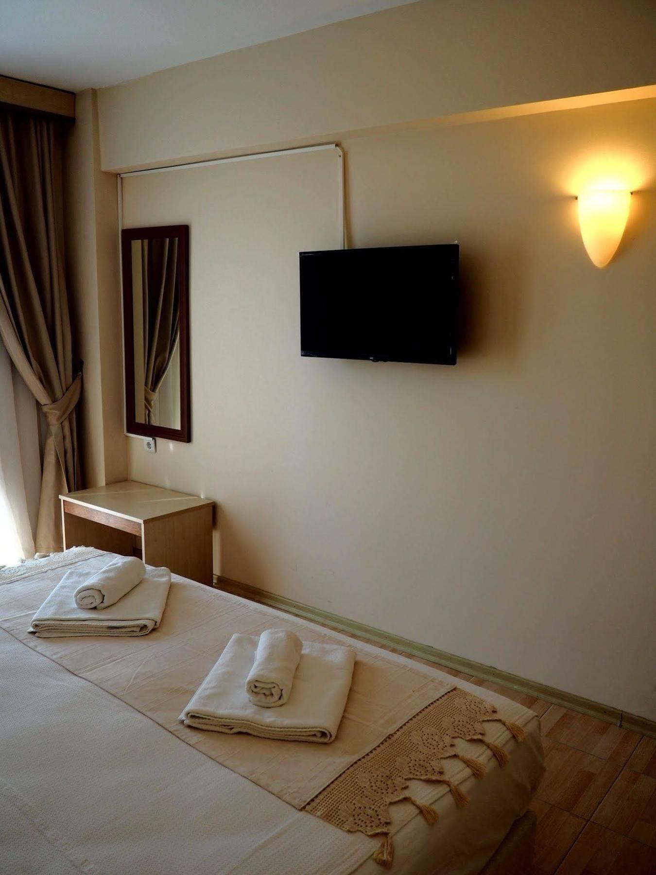 Atlas Apart Hotel Çeşme Εξωτερικό φωτογραφία